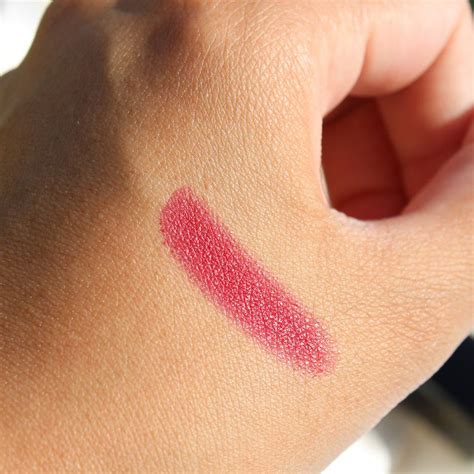 chanel 107 or beige lipstick|Reviewed: Chanel's Rouge Allure Is a Standout Red Lipstick.